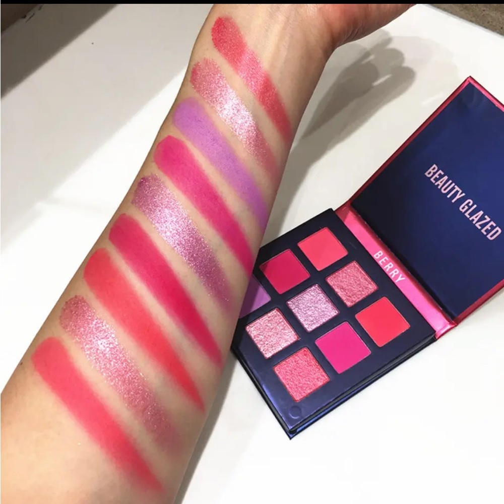 Brand New Beauty Glazed 9 Colors Eye Shadow Palette